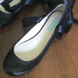 Betsy Johnson black sequin flats
